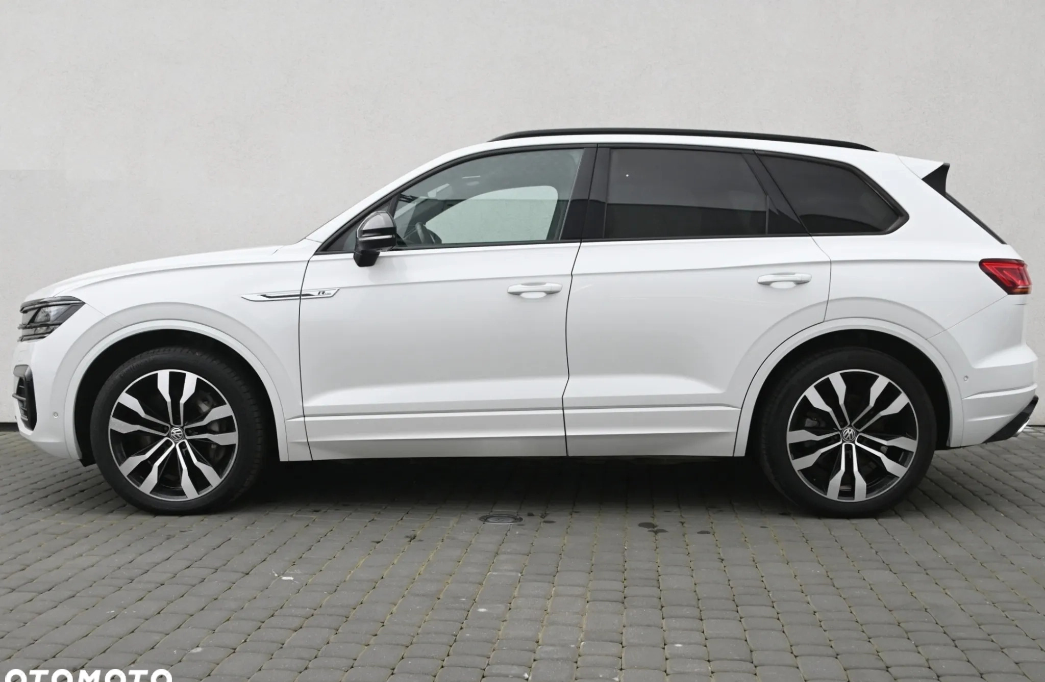 Volkswagen Touareg cena 279900 przebieg: 109252, rok produkcji 2019 z Siechnice małe 667